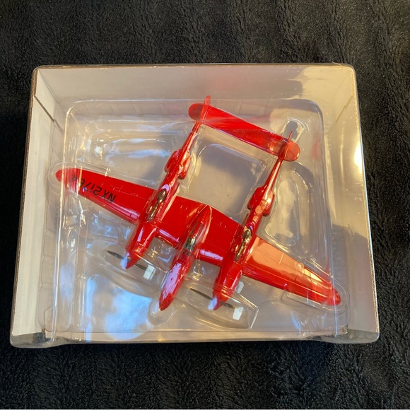 P-38 Lightning SpecCast Tony LeVier Model - Picture 8 of 13